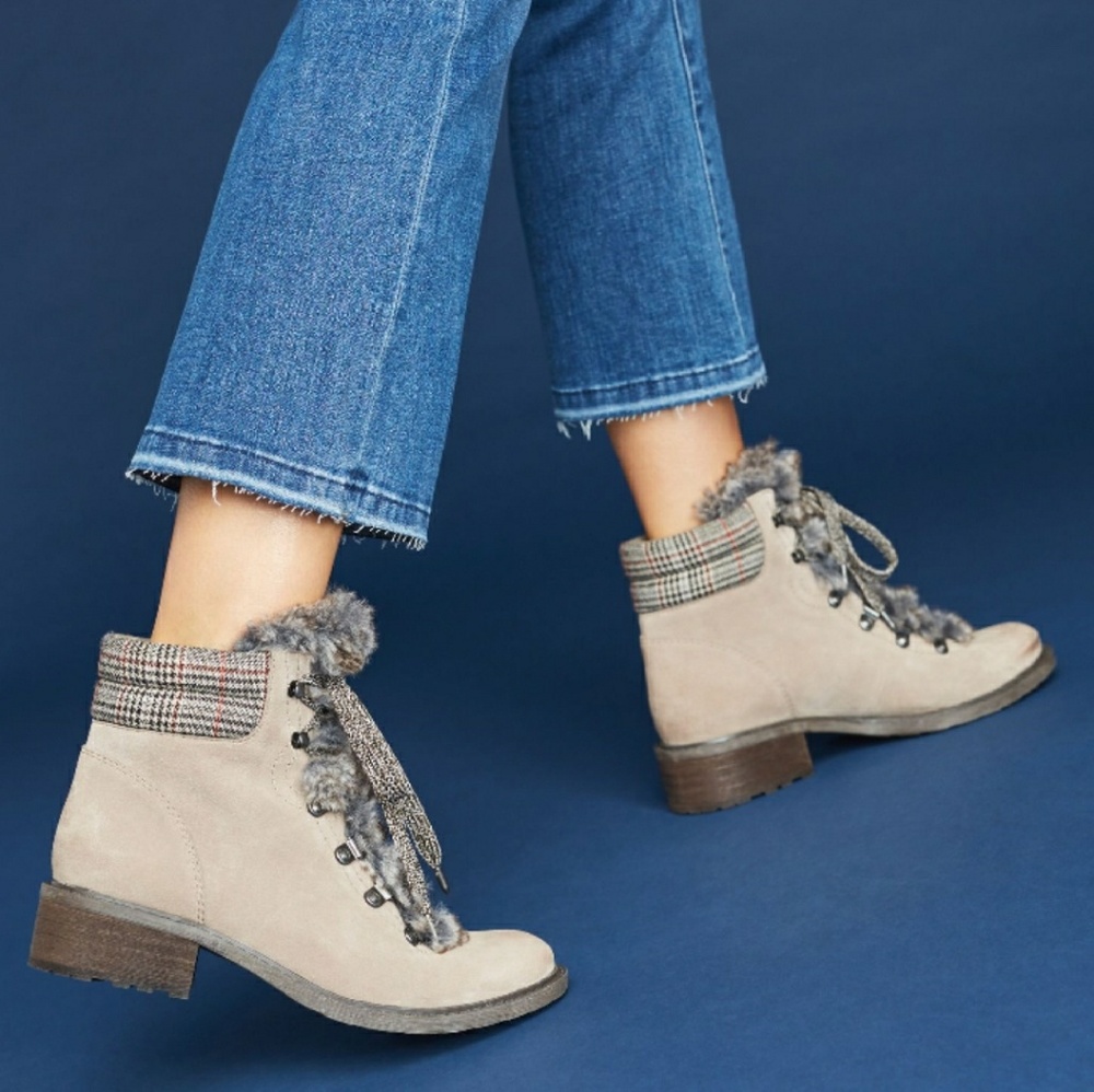 *Sam Edelman* EUC Darrah Putty Suede Boots